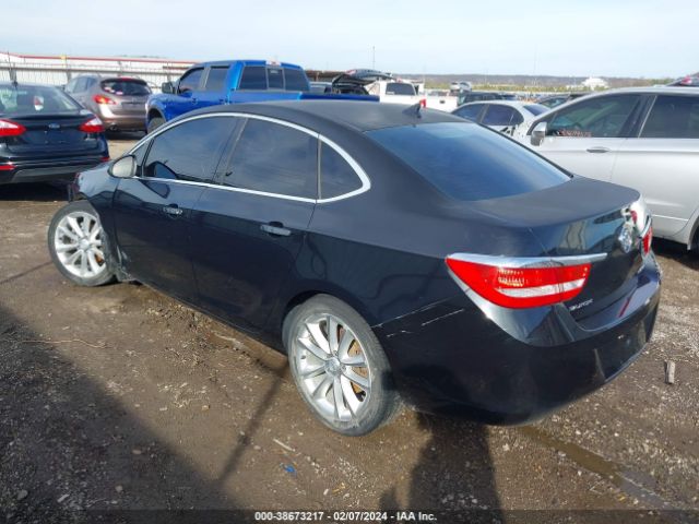 Photo 2 VIN: 1G4PP5SK1D4114606 - BUICK VERANO 