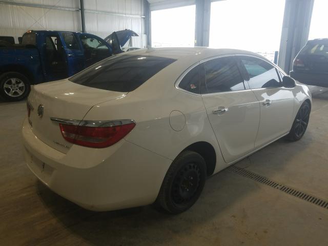 Photo 3 VIN: 1G4PP5SK1D4134788 - BUICK VERANO 