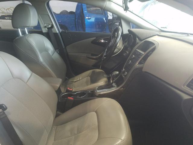 Photo 4 VIN: 1G4PP5SK1D4134788 - BUICK VERANO 