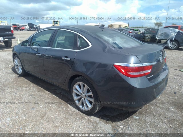 Photo 2 VIN: 1G4PP5SK1D4155589 - BUICK VERANO 