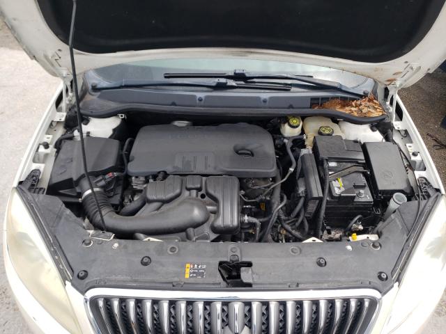 Photo 6 VIN: 1G4PP5SK1D4184333 - BUICK VERANO 