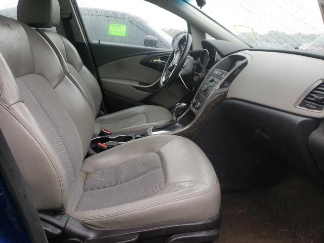 Photo 4 VIN: 1G4PP5SK1D4210221 - BUICK VERANO 