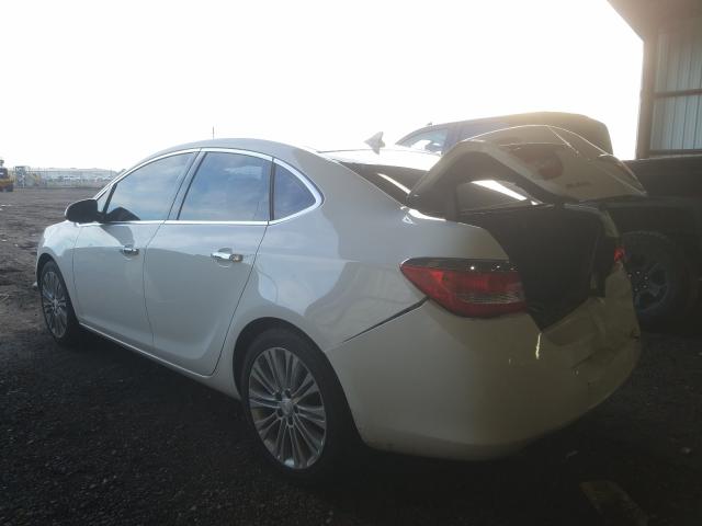 Photo 2 VIN: 1G4PP5SK1D4219095 - BUICK VERANO 