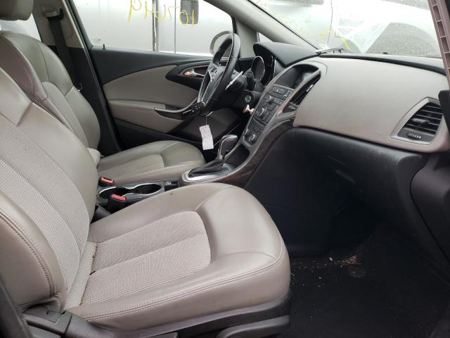 Photo 4 VIN: 1G4PP5SK1D4238827 - BUICK VERANO 