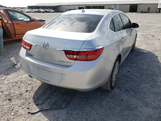 Photo 3 VIN: 1G4PP5SK1D4243719 - BUICK VERANO 