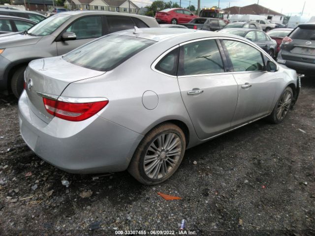 Photo 3 VIN: 1G4PP5SK1E4134761 - BUICK VERANO 