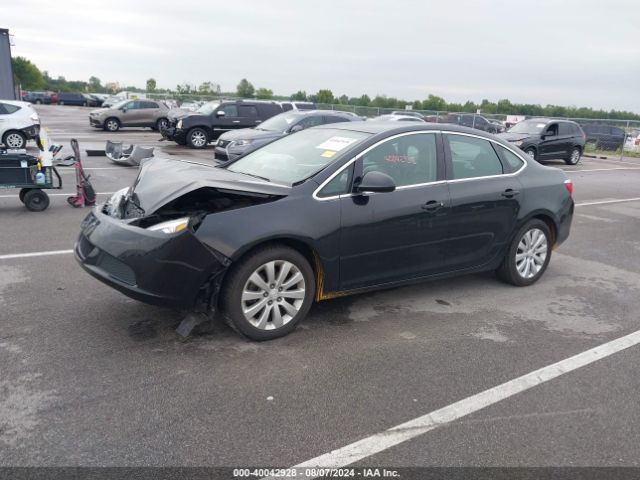 Photo 1 VIN: 1G4PP5SK1F4131313 - BUICK VERANO 