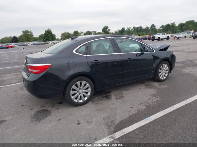 Photo 3 VIN: 1G4PP5SK1F4131313 - BUICK VERANO 