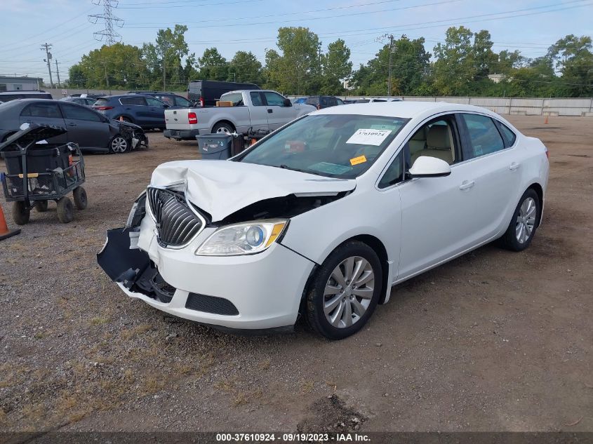 Photo 1 VIN: 1G4PP5SK1F4150444 - BUICK VERANO 