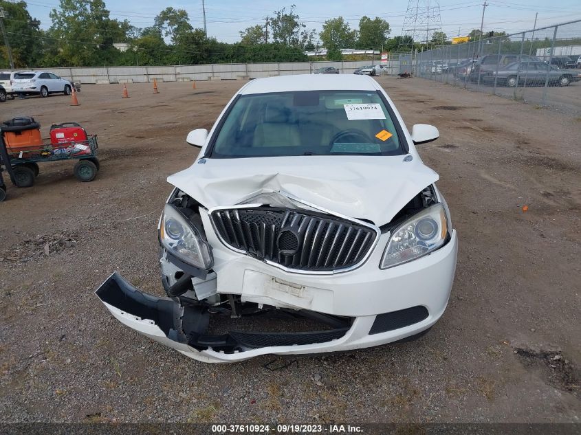 Photo 11 VIN: 1G4PP5SK1F4150444 - BUICK VERANO 