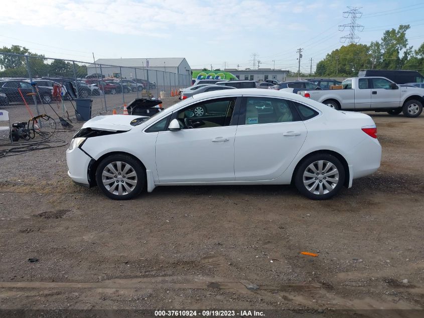 Photo 13 VIN: 1G4PP5SK1F4150444 - BUICK VERANO 