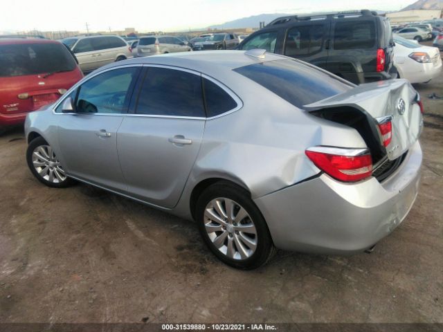 Photo 2 VIN: 1G4PP5SK1F4168720 - BUICK VERANO 