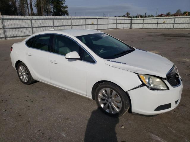 Photo 3 VIN: 1G4PP5SK1F4172783 - BUICK VERANO 