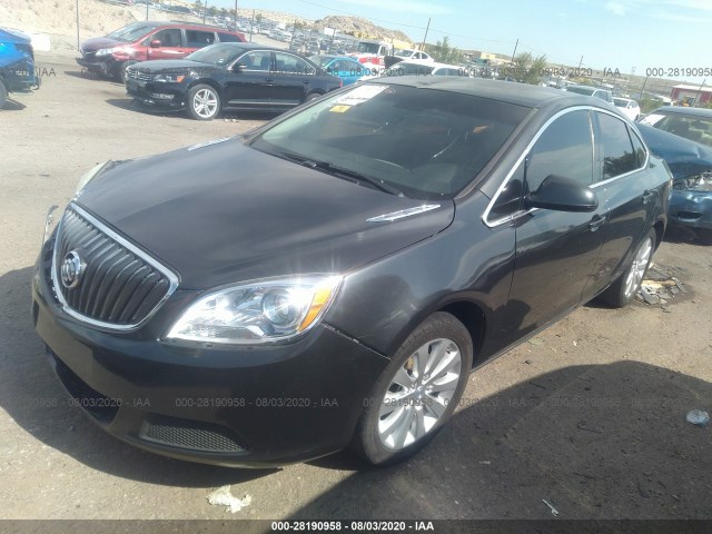 Photo 1 VIN: 1G4PP5SK1F4206172 - BUICK VERANO 