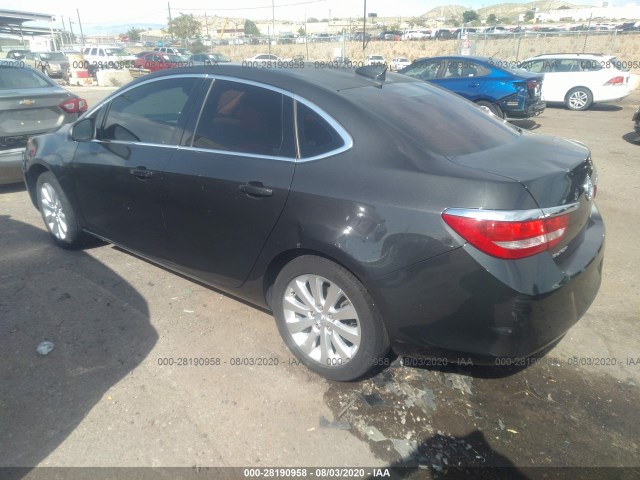 Photo 2 VIN: 1G4PP5SK1F4206172 - BUICK VERANO 