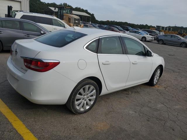 Photo 2 VIN: 1G4PP5SK1G4120281 - BUICK VERANO 