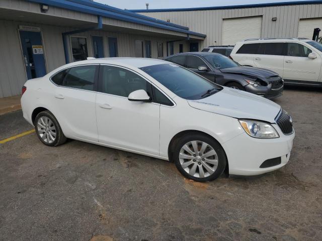 Photo 3 VIN: 1G4PP5SK1G4120281 - BUICK VERANO 