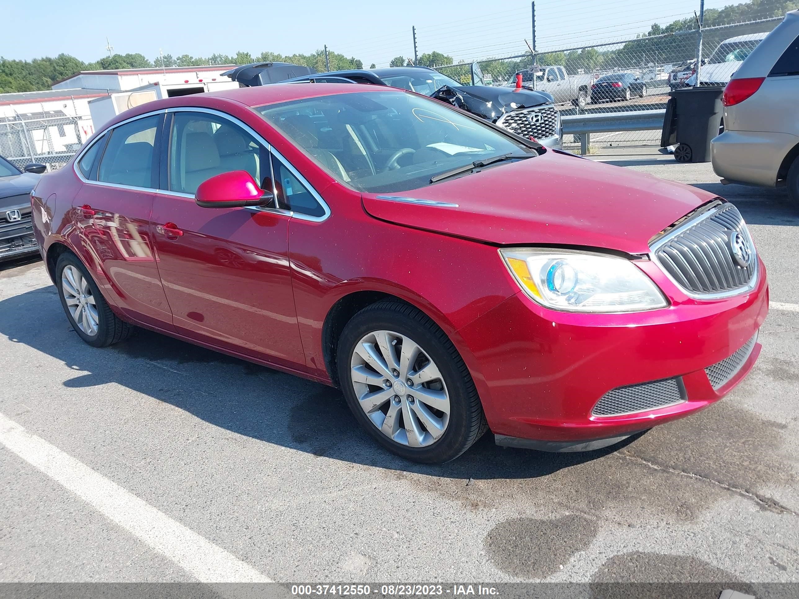 Photo 0 VIN: 1G4PP5SK1G4137386 - BUICK VERANO 