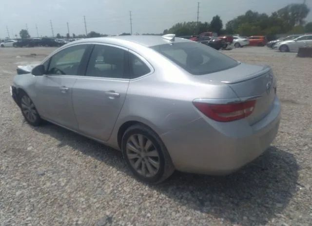 Photo 2 VIN: 1G4PP5SK1G4141289 - BUICK VERANO 