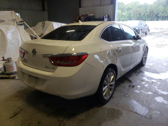 Photo 3 VIN: 1G4PP5SK2C4148018 - BUICK VERANO 