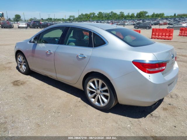 Photo 2 VIN: 1G4PP5SK2C4179768 - BUICK VERANO 