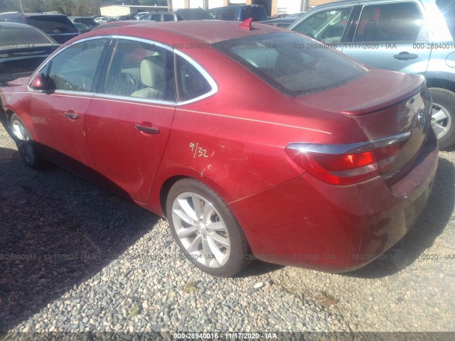 Photo 2 VIN: 1G4PP5SK2C4189149 - BUICK VERANO 