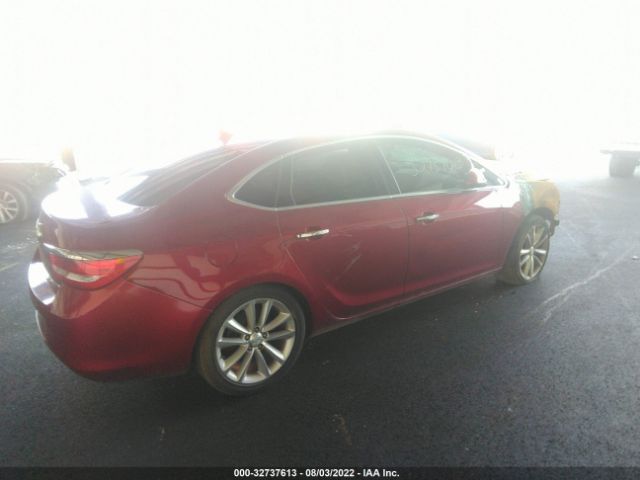 Photo 3 VIN: 1G4PP5SK2C4189801 - BUICK VERANO 