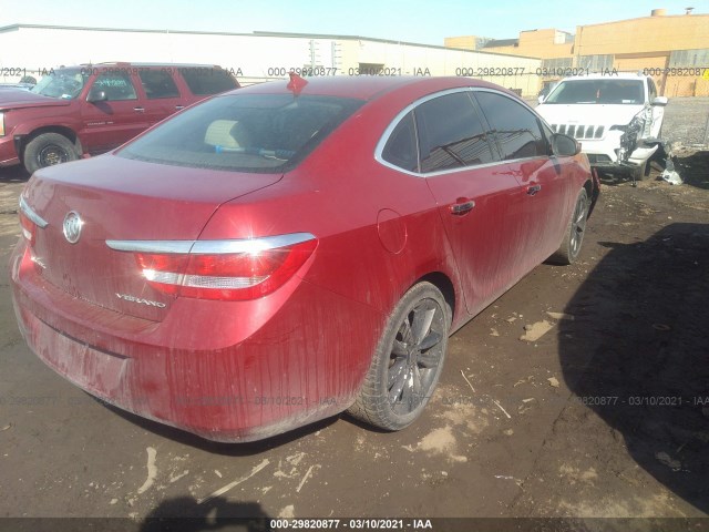 Photo 3 VIN: 1G4PP5SK2C4200117 - BUICK VERANO 