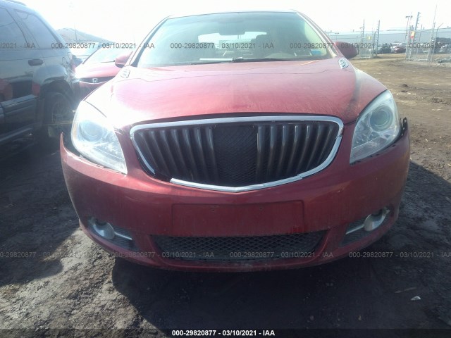 Photo 5 VIN: 1G4PP5SK2C4200117 - BUICK VERANO 