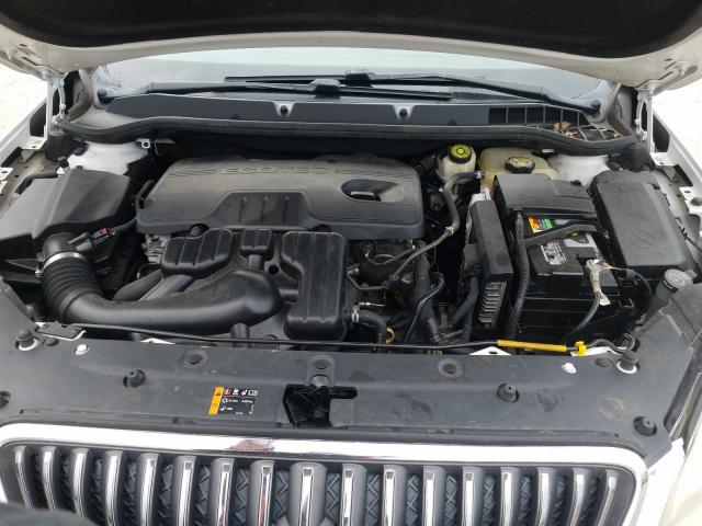 Photo 6 VIN: 1G4PP5SK2C4201977 - BUICK VERANO 