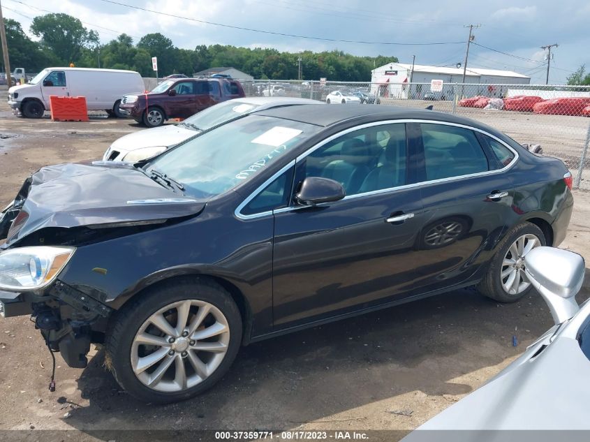 Photo 14 VIN: 1G4PP5SK2C4230914 - BUICK VERANO 