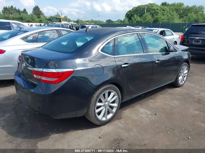 Photo 3 VIN: 1G4PP5SK2C4230914 - BUICK VERANO 