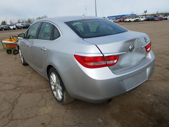 Photo 2 VIN: 1G4PP5SK2D4105901 - BUICK VERANO 