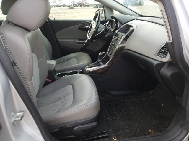 Photo 4 VIN: 1G4PP5SK2D4105901 - BUICK VERANO 