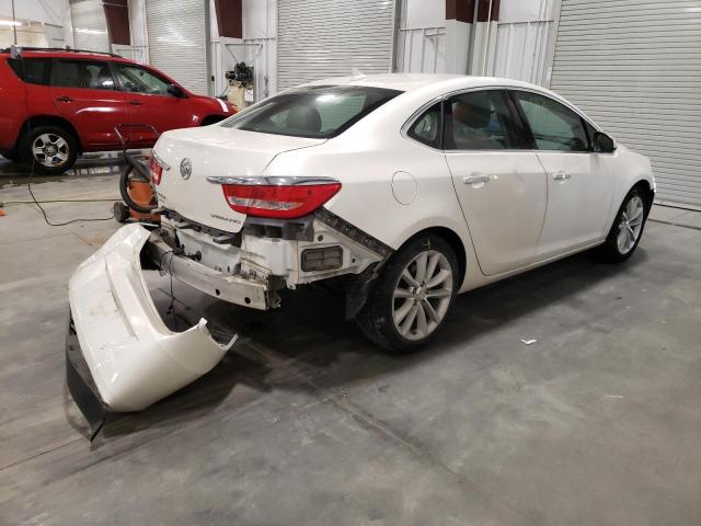 Photo 3 VIN: 1G4PP5SK2D4108345 - BUICK VERANO 