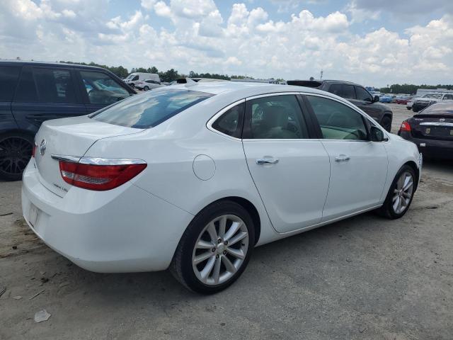 Photo 2 VIN: 1G4PP5SK2D4159442 - BUICK VERANO 