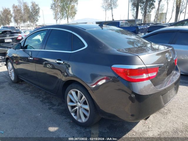 Photo 2 VIN: 1G4PP5SK2D4163488 - BUICK VERANO 