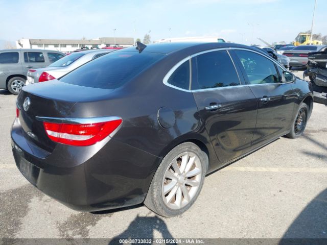 Photo 3 VIN: 1G4PP5SK2D4163488 - BUICK VERANO 