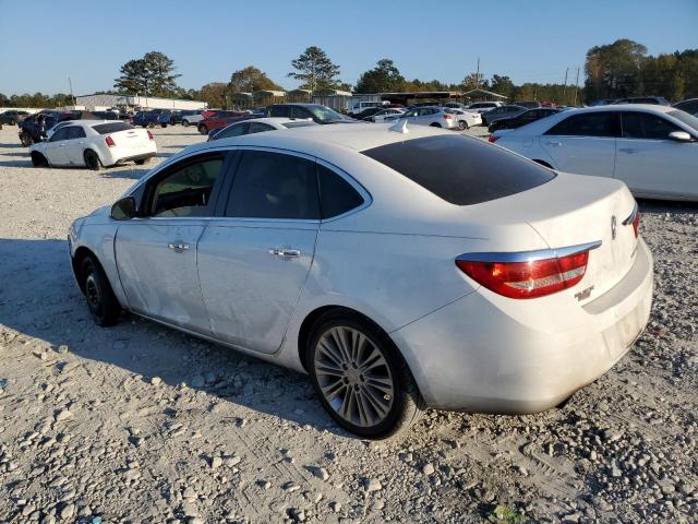 Photo 1 VIN: 1G4PP5SK2D4176726 - BUICK VERANO 