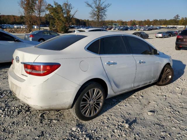 Photo 2 VIN: 1G4PP5SK2D4176726 - BUICK VERANO 