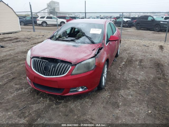 Photo 1 VIN: 1G4PP5SK2D4212799 - BUICK VERANO 