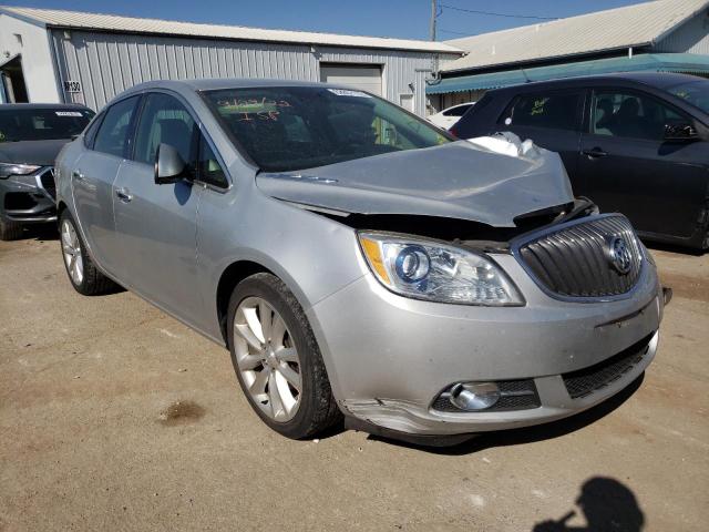 Photo 0 VIN: 1G4PP5SK2D4215721 - BUICK VERANO 