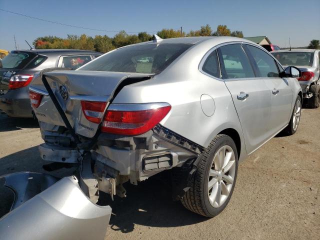 Photo 3 VIN: 1G4PP5SK2D4215721 - BUICK VERANO 