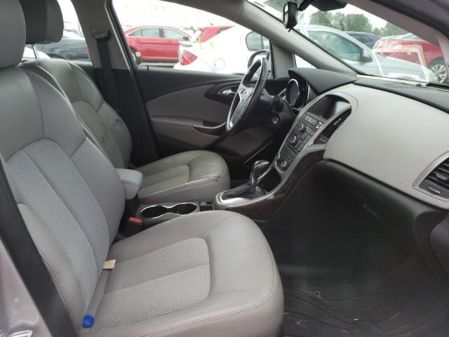 Photo 4 VIN: 1G4PP5SK2D4243146 - BUICK VERANO 