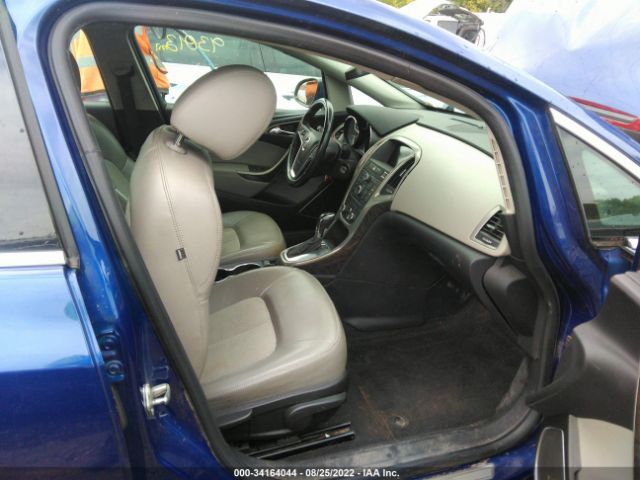 Photo 4 VIN: 1G4PP5SK2E4100859 - BUICK VERANO 