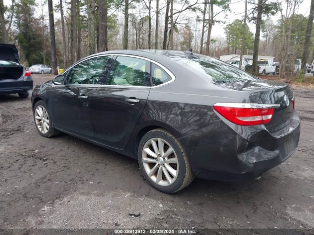 Photo 2 VIN: 1G4PP5SK2E4104782 - BUICK VERANO 