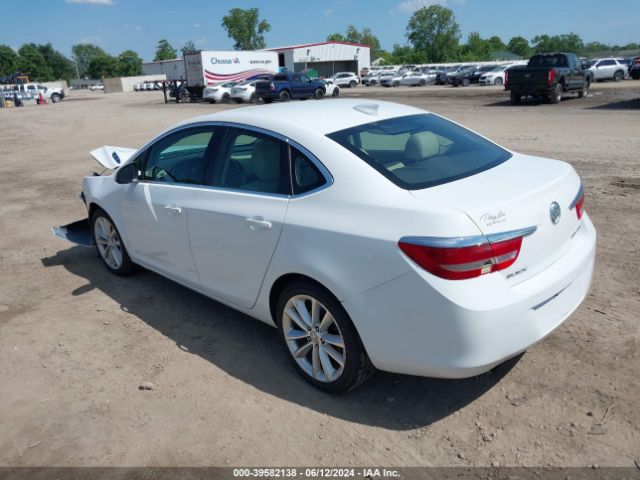 Photo 2 VIN: 1G4PP5SK2F4145768 - BUICK VERANO 