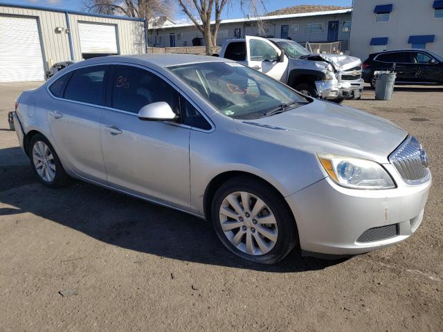 Photo 3 VIN: 1G4PP5SK2F4150209 - BUICK VERANO 