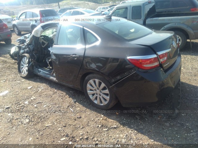 Photo 2 VIN: 1G4PP5SK2G4104347 - BUICK VERANO 