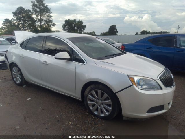 Photo 0 VIN: 1G4PP5SK2G4111802 - BUICK VERANO 